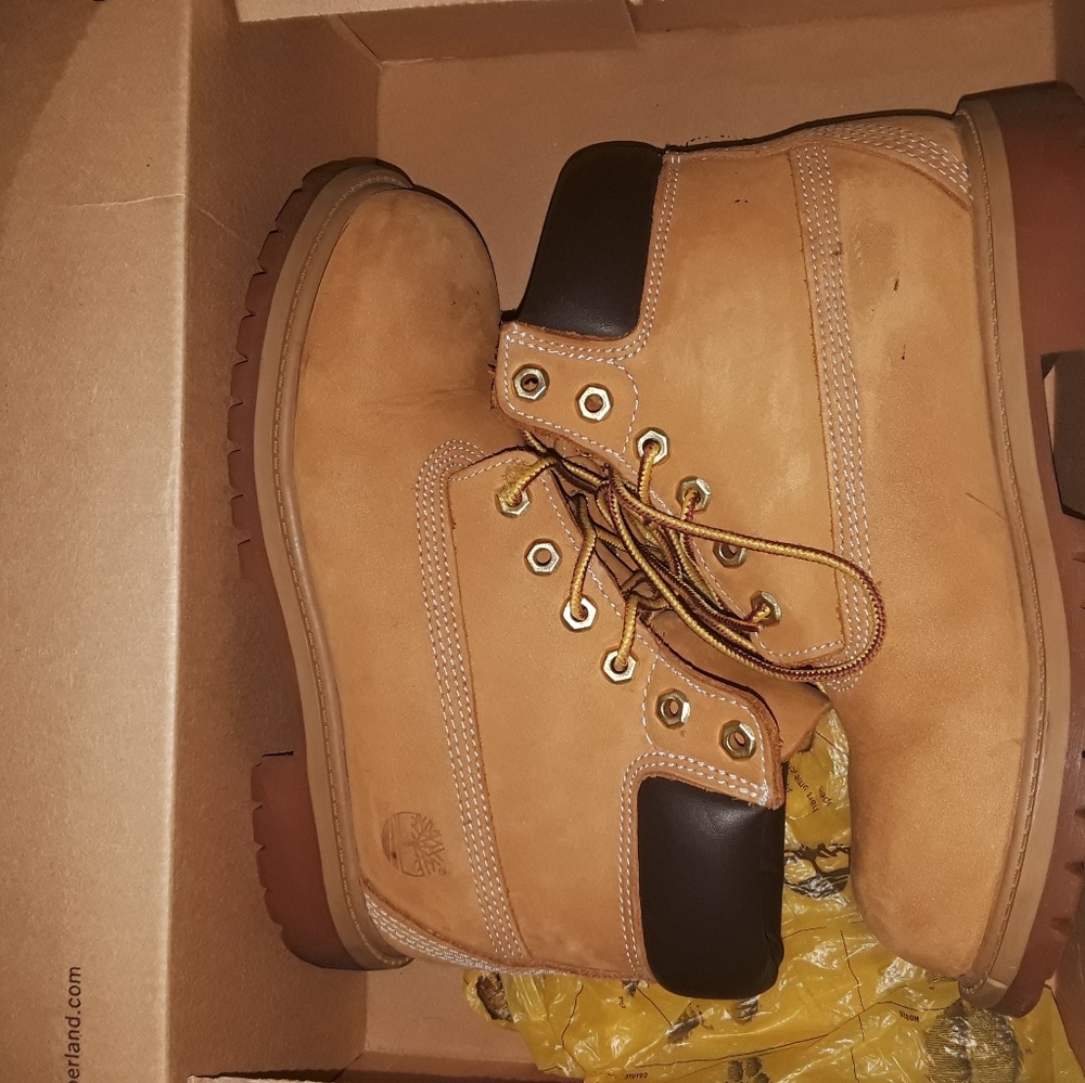 Brown wheat Timberland boots